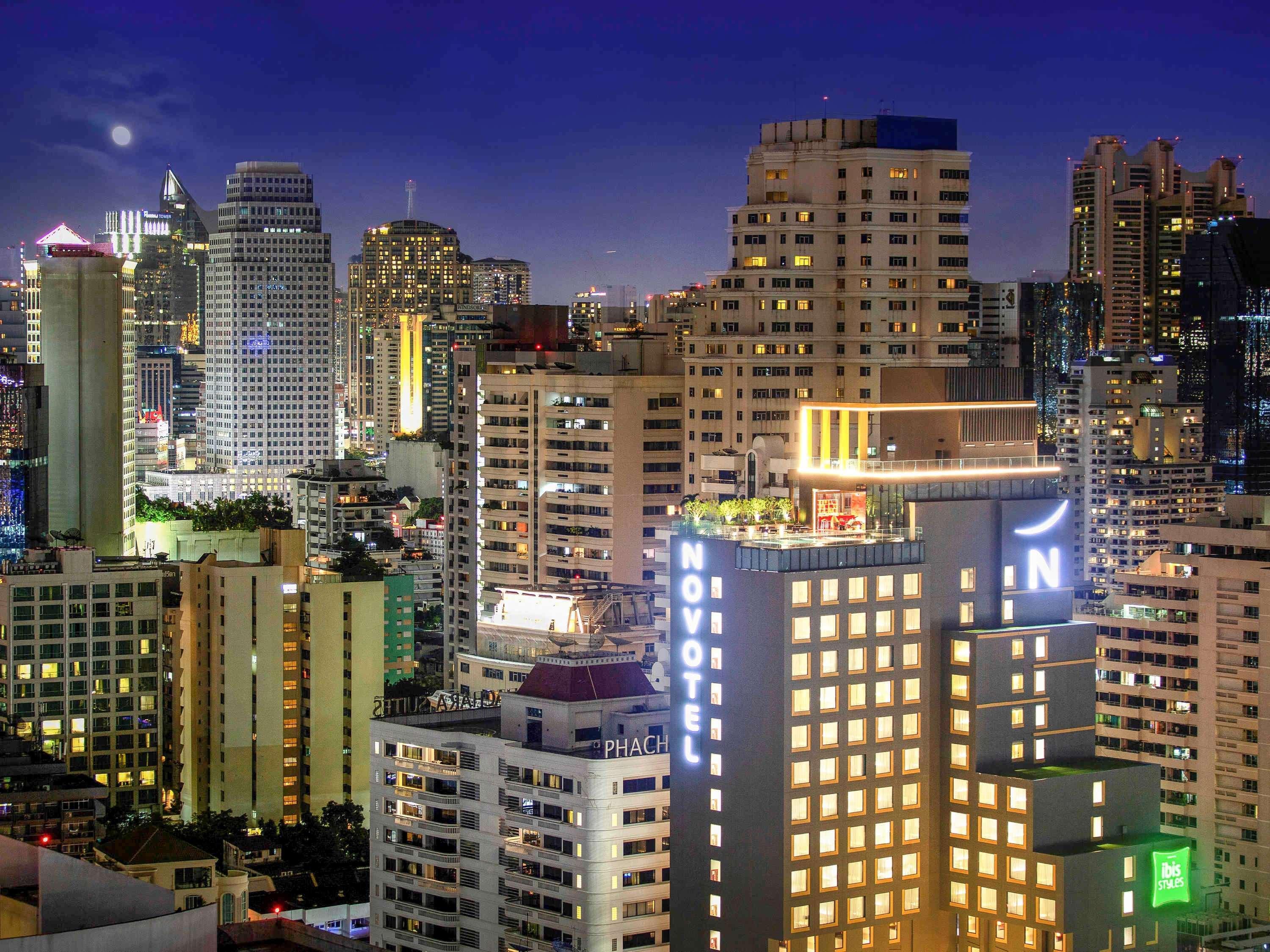 ホテル Ibis Styles Bangkok Sukhumvit 4 エクステリア 写真